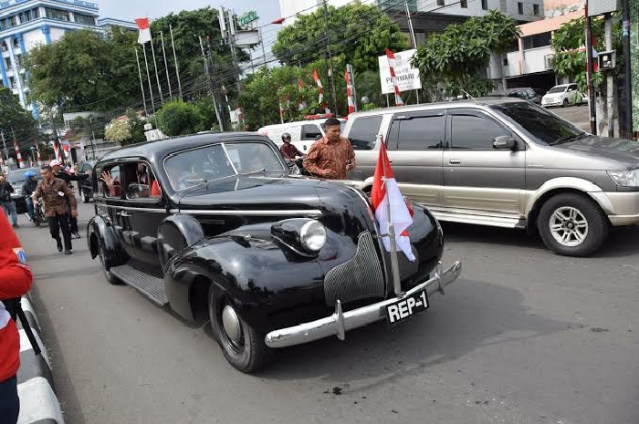 <p>Mobil Buick 8 yang menjadi mobil kepresidenan pertama di Indonesia (Foto/Setkab RI) </p>
