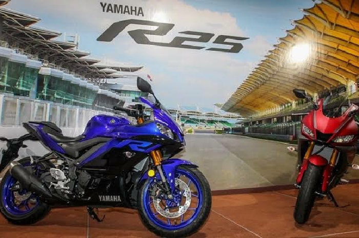 <p>Yamaha R25 yang dipamerkan di Malaysia (Foto/Yamaha) </p>

