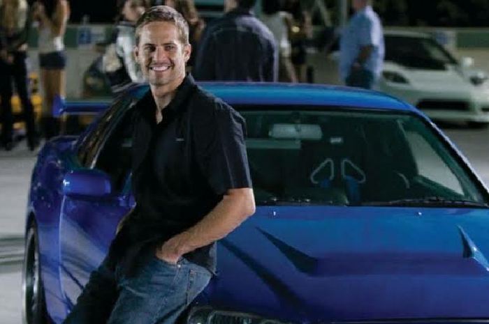 <p>Mendiang Paul Walker dengan Nissan Skyline R34 GT-R  (Foto/Fast And Furious 4) </p>
