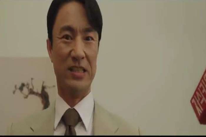 <p>Akibat Perselingkuhannya, Karir Seo In Ho Dalam Bahaya: Inilah Spoiler Drama Korea Doctor Cha Episode 14 (Foto/Twitter/@nonton_Kdrama)</p>
