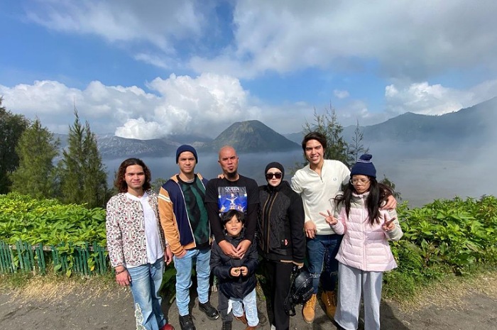 <p>Ket Foto: Mulan Jameela sebut sebagai keluarga cemara dihujat oleh netizen (Foto/Instagram/@mulanjameela1)</p>