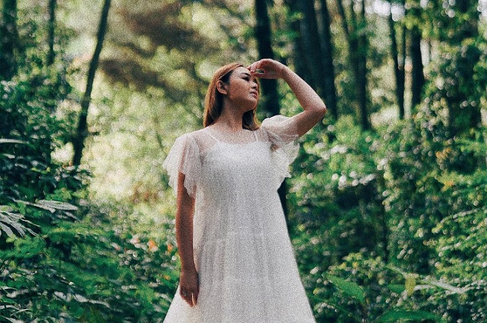 <p>Ket Foto: Amanda Manopo perankan sebagai ibu hamil di film terbarunya Indigo (Foto/Instagram/@amandamanopo) </p>
