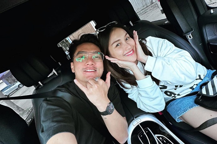 <p>Ket Foto: Boy William dikabarkan telah dekat kembali dengan Ayu Ting-ting hingga tersorot akan hubungannya oleh netizen (Foto/Instagram/@ayutingting92) </p>
