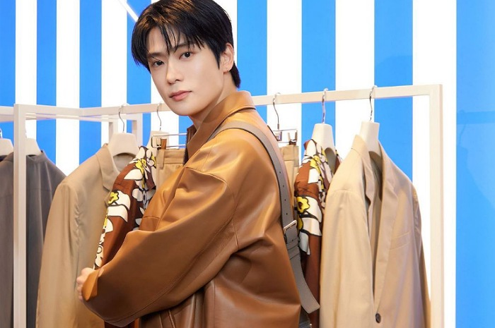 <p>Ket Foto: Jaehyun telah tiba di Jakarta saat hari Minggu kemarin bersama Dojaejung (Foto/Instagram/@_jeongjaehyun) </p>
