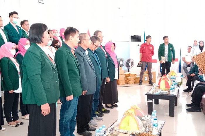 <p>IDI Parimo Gelar Symposium Medical Emergencies and Rapid Response in Peripheral Areas and Medical Legal Protection</p>
