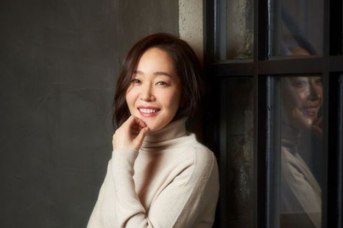 <p>Ket Foto: Uhm Ji Won Pemain Drama Korea The Cursed (Foto/Pinterest @hancinema)</p>
