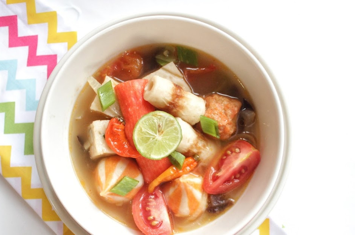 <p>Ket Foto: Resep Fish Cake Kuah Tomyam (Foto/Pinterest @cookpad)</p>
