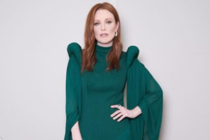 <p>Ket Foto: Julianne Moore telah banyak membintangi film Hollywood, salah satunya Bel Canto (Foto/Instagram/@juliannemoore)</p>

