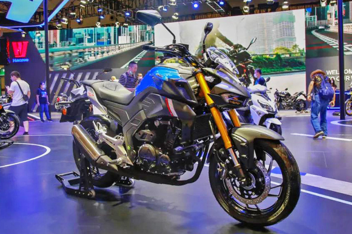 Foto dari motor spek gahar, Haojue XCR300