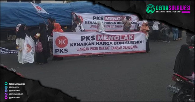 <p>Ket Foto: Demo PKS di Kota Makassar tolak kenaikan harga BBM. (Foto/Pojoksatu id)</p>
