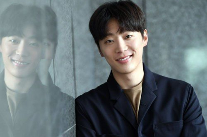 <p>Ket. Foto: 7 Rekomendasi Drama Korea Terbaru Shin Hyun Soo, Pemeran Utama Drakor Duty After School (Foto/Pinterest)</p>
