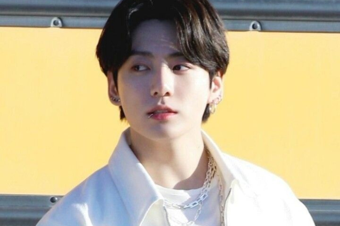 <p>Ket. Foto: Jeon Jungkook (Foto/Pinterest)</p>
