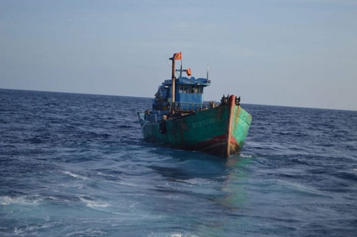 <p>Foto: KKP Tangkap Kapal Ikan Tidak Berizin dan Gunakan Alat Trawl di Aceh Timur.</p>
