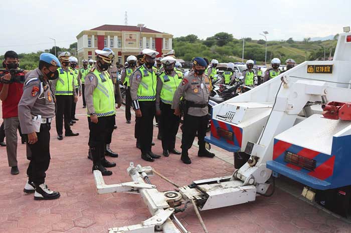 <p>Foto: Kapolda Sulteng cek Randis.</p>
