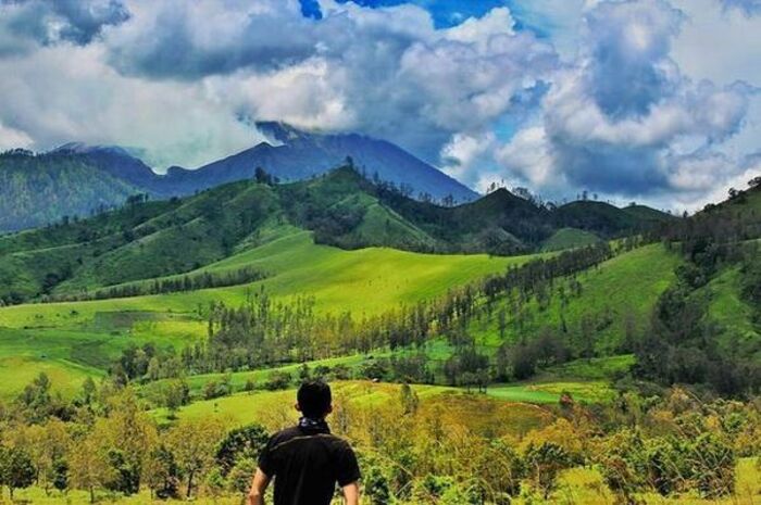 <p>Ket Foto: Ilustrasi foto Kawah Wurung (Foto/Pinterest/Kawah wurung)</p>
