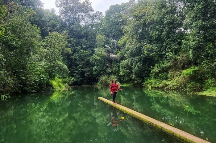 <p>Ket foto: Spot estetik berburu foto di wisata Danau Banaran Sukorejo Kendal (Foto/Instagram/nanihandayani2806)</p>
