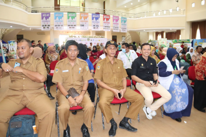 <p>Keterangan Foto : Kegiatan Penilaian Kinerja Aksi Percepatan Penurunan Stunting di Tingkat Provinsi Sulteng Tahun 2023,(Foto/Sub.Dokumentasi Bagian Pimpinan Prokopim)</p>
