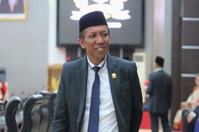 <p>Ketua DPRD Parigi Moutong, Sayutin Budianto Tongani.</p>
