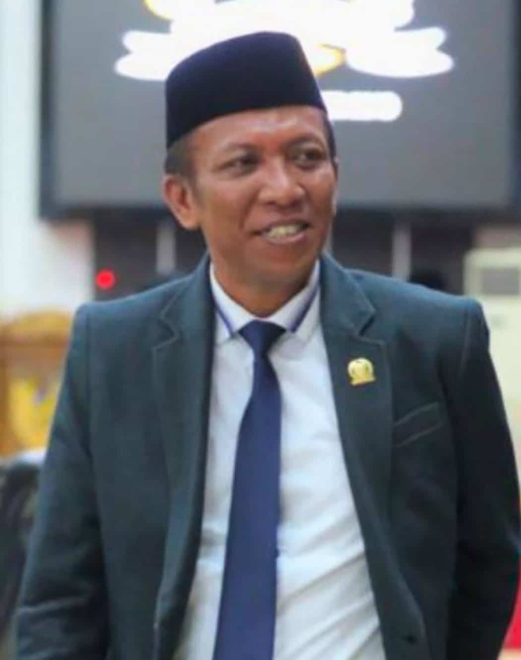 <p>Ketua DPRD Parimo, Sayutin Budianto.</p>

