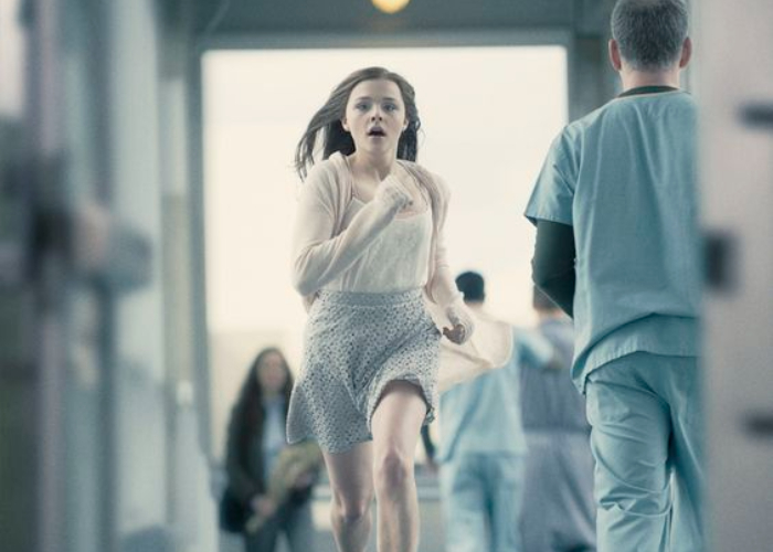 Ket Foto: Sinopsis Film If I Stay Diperankan oleh Chloe Grace Moretz (Foto/Pinterest @dollarsdiffy)