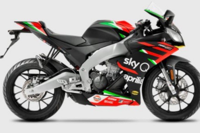 <p>Ket Foto: Foto dari motor kencang dan keren, Aprilia RS 125 (Foto/Twitter/dolash_akash)</p>