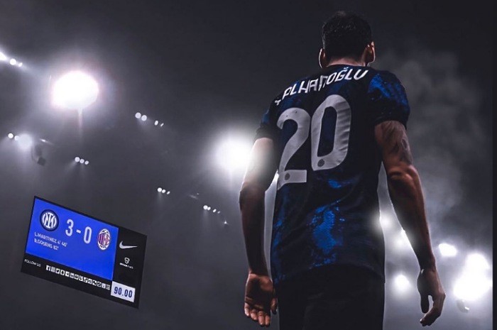 <p>Ket Foto: Foto Hakan Calhanoglu yang akan perpanjang kontrak di Inter Milan hingga tahun 2027 (Foto/Twitter/@idextratime)</p>
