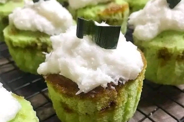 <p>Keterangan Foto : Klepon cupcake kukus yang lezat dan mudah dibuat, (Foto/Facebook/ dewi masitah)</p>
