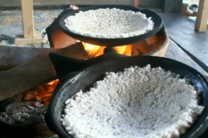 <p>Ket Foto: Masakan khas Sulbar JEPA (Foto/Screenshoot Youtube Cerita Edyatma Jawi)</p>
