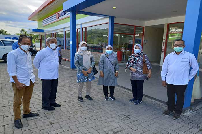 <p>Foto: Kunjungan Bupati Aceh Timur dan Mantan Dirjen Kementrian Kelautan dan Perikanan ke Parigi Moutong.</p>
