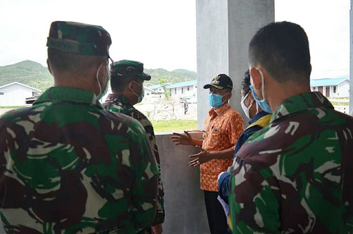<p>Kunjungan Wali Kota Palu dan Danrem 132 Tadulako ke Huntap (Foto: Pemkot Palu)</p>
