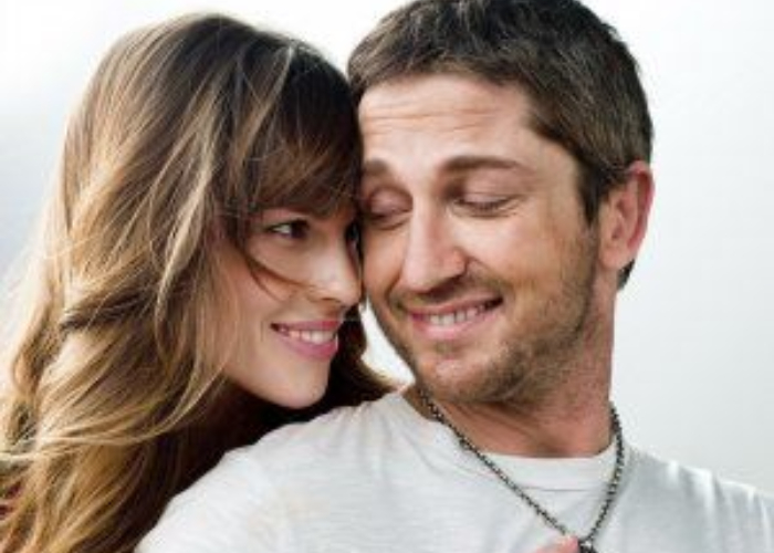 Ket Foto: Sinopsis Film P.S. I Love You Dibintangi oleh Hilary Swank dan Gerard Butler (Foto/Pinterest @pinterest)