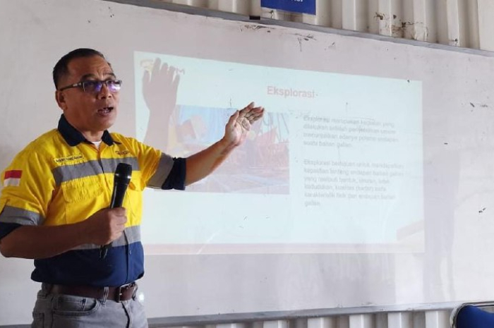 <p>Ket Foto: Manager PT. Citra Palu Mineral, Amran Amier (Foto/Duan)</p>
