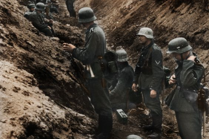 <p>Ket Foto: Fakta Film Stalingrad (Foto/Pinterest @jirka)</p>
