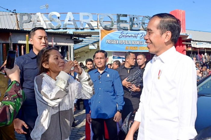 <p>Ket. Foto : Presiden Jokowi Membuka Secara Resmi SPAM Kali Dendeng di Kupang<br />
(Foto/X/@jokowi)</p>
