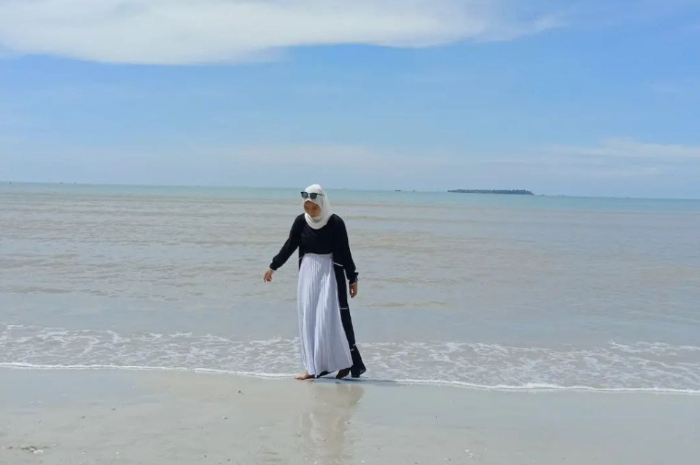 <p>Ket foto: Kemegahan wisata Pantai Teluk Awur yang berada di Jepara (Foto/Instagram/mhlilik_)</p>
