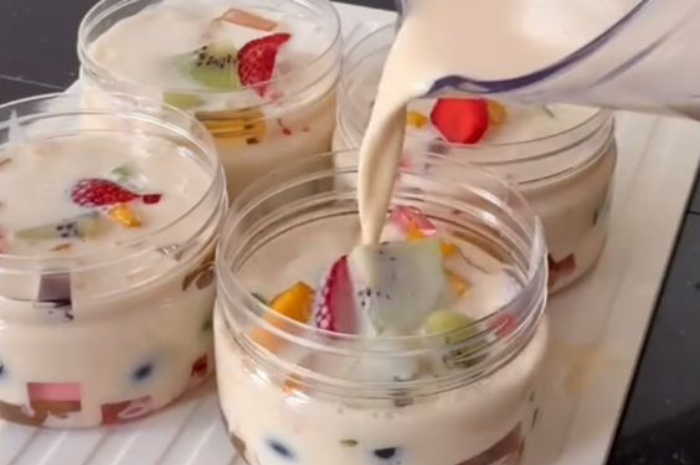 <p>Ket Foto: Resep Fruit Jelly Cheese Milk (Foto/Pinterest @garolgibs)</p>
