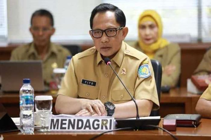 <p>Foto: Mendagri Tito Karnavian.<br />
Kemendagri Minta PKK Berperan Mensosialisasikan Penerapan Prokes.</p>

