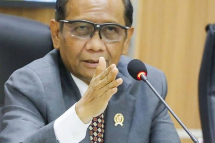 <p>Keterangan Foto : Menko Polhukam Mahfud MD dituduh sebagai bagian dari oposisi, (Foto/Instagram/@mohmahfudmd)</p>

