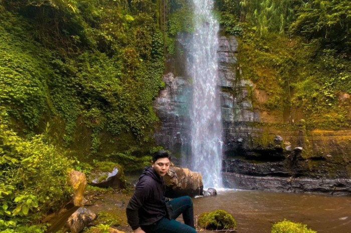 <p>Ket foto: Pesona wisata Air Terjun Sumber Pitu di Malang Jawa Timur (Foto/Instagram/regha_prayoga)</p>
