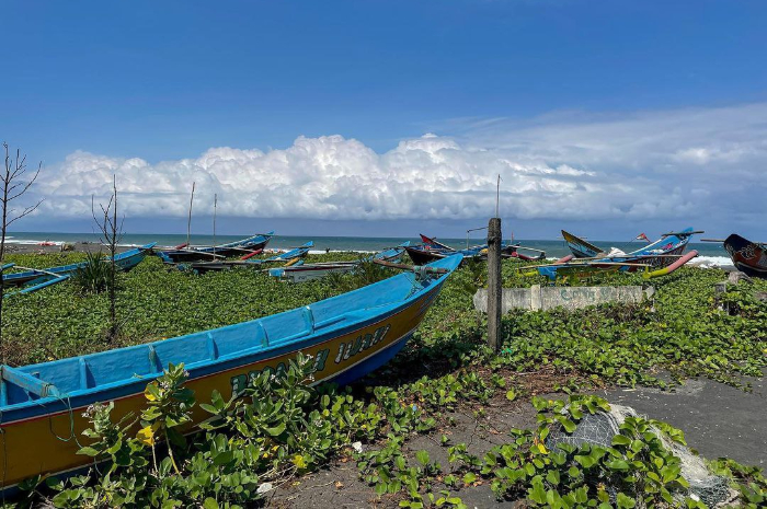 <p>Ket foto: Healing seru di wisata Pantai Samas Yogyakarta (Foto/Instagram/andre_chrisdian)</p>

