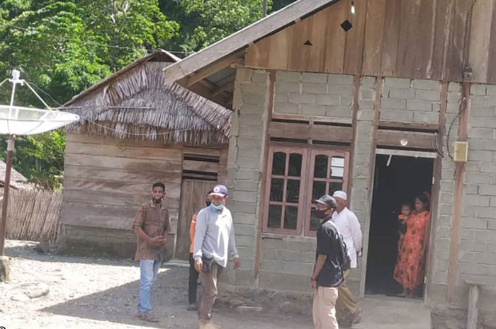 <p>(Foto: BPBD Parigi Moutong lakukan mitigasi kebencanaan  di Palasa dengan melakukan penentuan titik lokasi pengungsian, di Kecamatan Palasa, Selasa 1 Desember 2020. Dokumentasi BPBD Parimo)</p>
