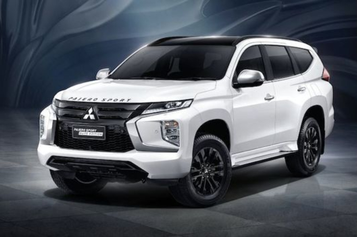 <p>Ket Foto: Mitsubishi Pajero Evolution (Pinterest/@headlight)</p>
