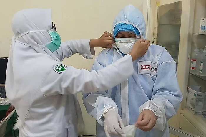 <p>Foto: Tenaga Kesehatan.</p>
