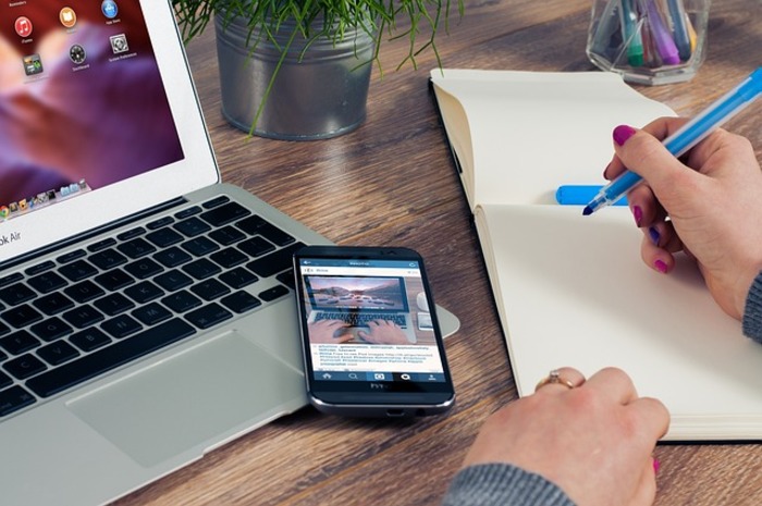 <p>Ket Foto: Ilustrasi foto seorang yang sedang bekerja (Foto/Pixabay/Kerja)	</p>
