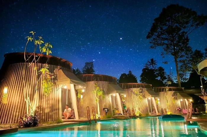 <p>Ket foto: Rekomendasi penginapan Instagramable di Semarang, jangan lewatkan staycation di Dusun The Villas (Foto/Instagram/@dusunthevillas)</p>
