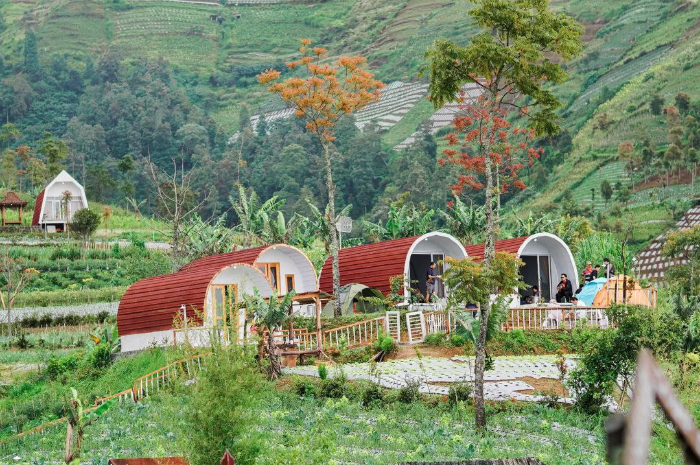 <p>Ket foto: Glamping cantik dan view indah di Wisata Alam Trianggulasi Magelang (Foto/Instagram/wisataalam.trianggulasi)</p>

