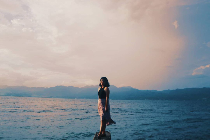 <p>Ket foto: Kemegahan wisata Pantai Amahusu di Ambon yang jarang tersentuh (Foto/Instagram/hillaryssa)</p>
