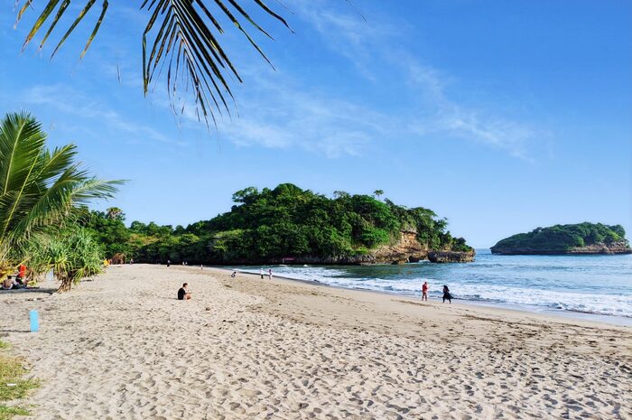 <p>Ket Foto: Ilustrasi foto keindahan Pantai Ungapan (Foto/Goggle Maps/Febrian Bagus Saputra)	</p>

