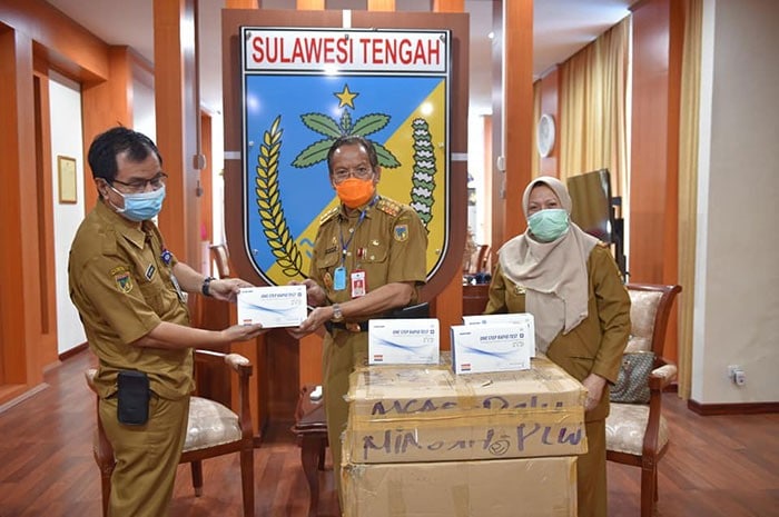 <p>Parigi Moutong Terima 700 Rapid Test dari Pemprov Sulteng.</p>
