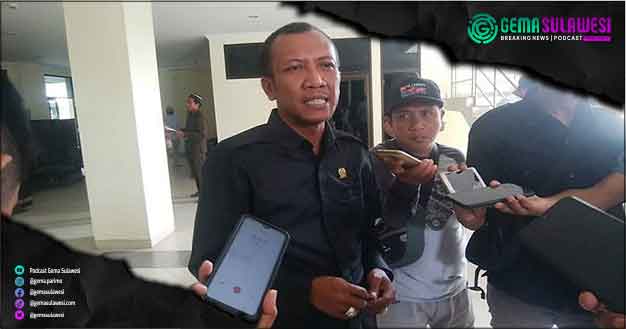 <p>Pembahasan 4 Raperda Molor, DPRD Parigi Moutong Minta Perpanjang</p>
